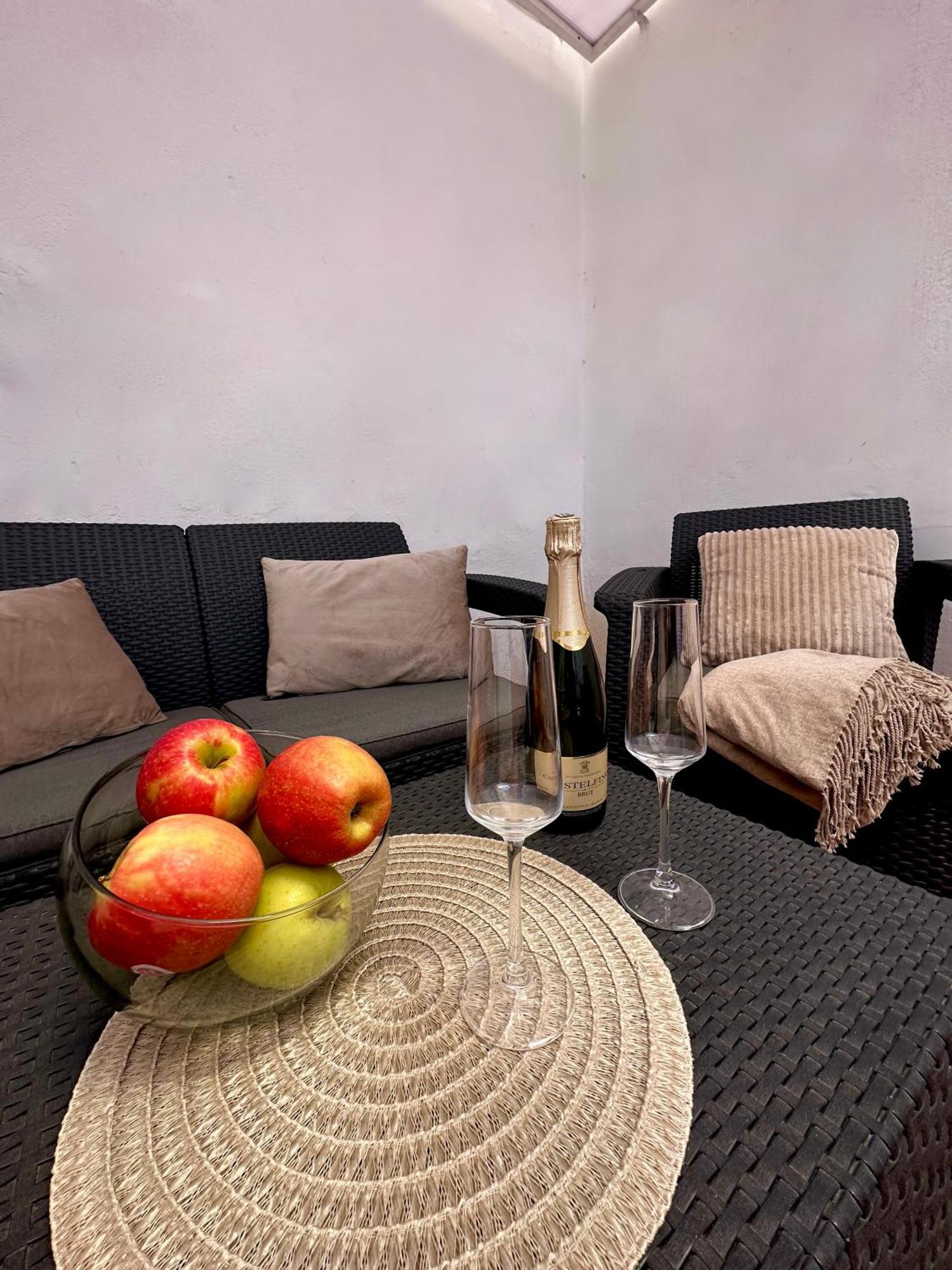 Veronica Apartment Валенсия Екстериор снимка